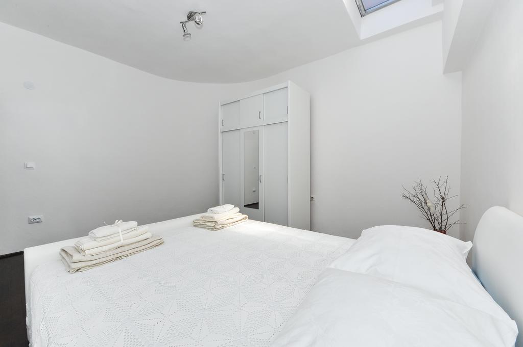 Apartment Borgo ซาดาร์ ภายนอก รูปภาพ