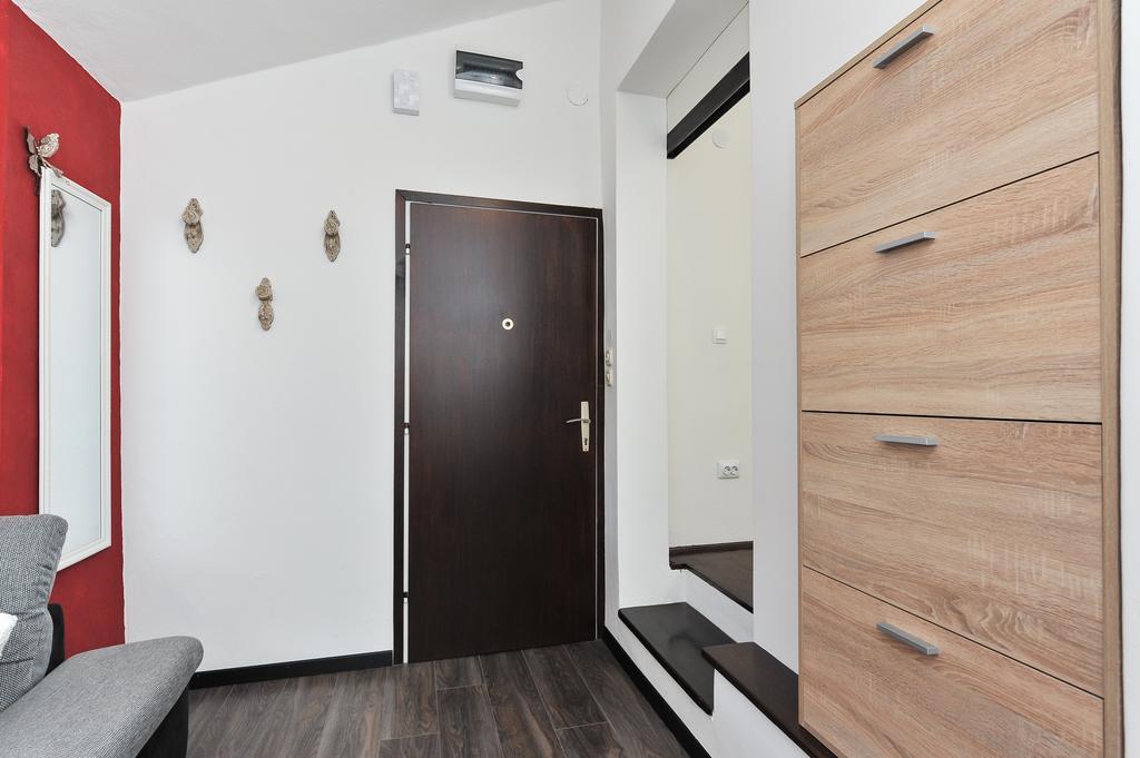Apartment Borgo ซาดาร์ ภายนอก รูปภาพ