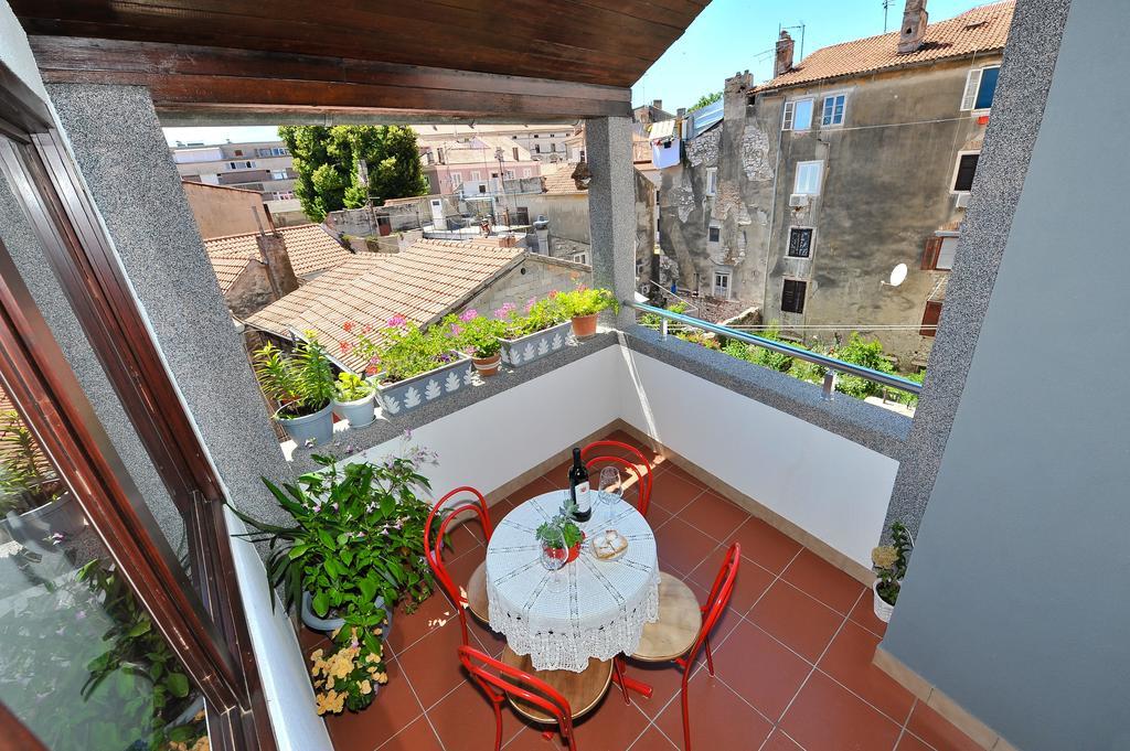Apartment Borgo ซาดาร์ ภายนอก รูปภาพ